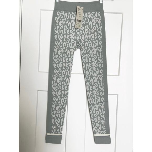 NWT Sweaty Betty Leopard Jacquard Base Layer Leggings Betty Blue Size 8 - Picture 3 of 8